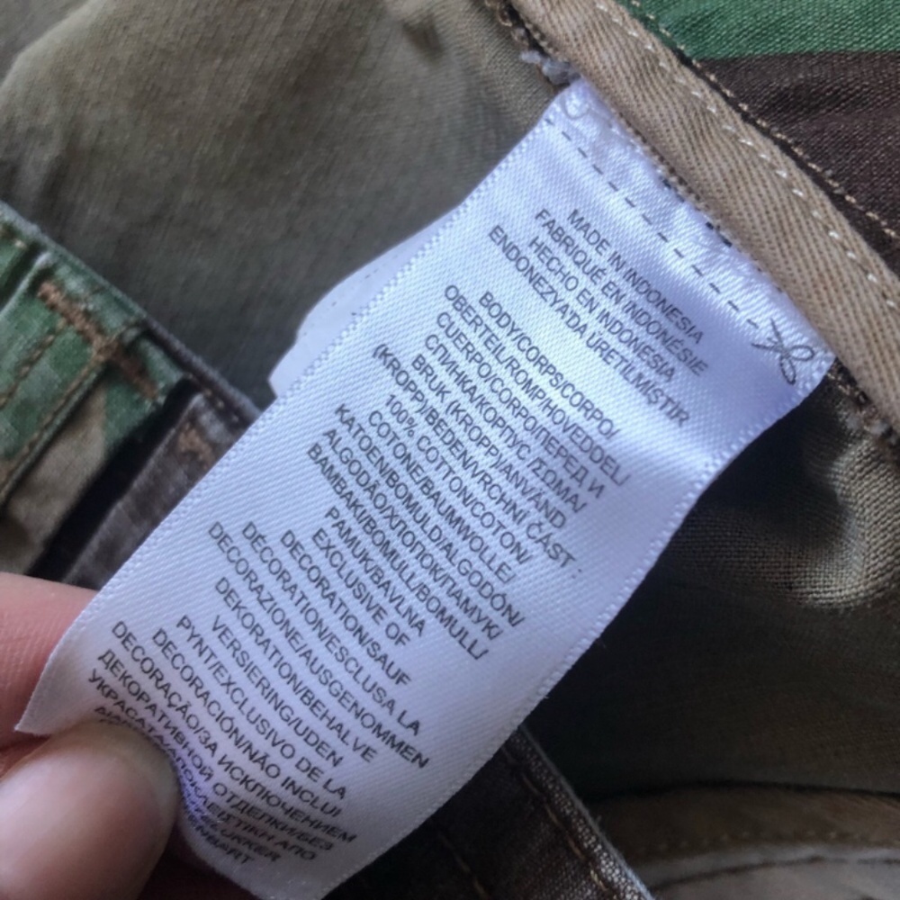 Polo by Ralph Lauren Camouflage Cargo Shorts - Picture 8 of 8